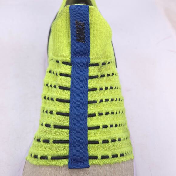 Nike Phantom React Flyknit 2 Athletic Shoe Mens Size 10.5 DM7603-700 Yellow - Picture 9 of 10